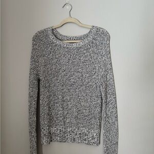 American Eagle Outfitters Gray Crew Neck Sweater